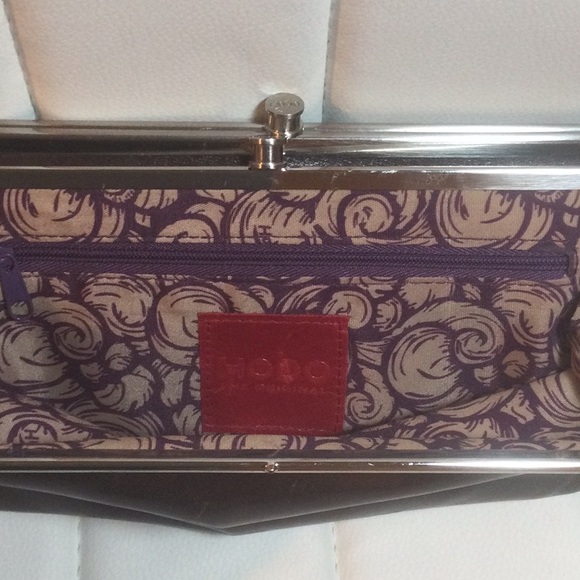 EUC Dark Brown Hobo Lauren Wallet Clutch with Silver Trim - Picture 9 of 16